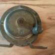Navij�k D.A.M se star�m p�edv�le�n�m zna�en�m. Kozel  byl prvn�m zna�en�m co firma D.A.M pou��vala. Pr�m�r navij�ku je 52mm.