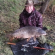 Ulovil jsem  Kapra 96cm cca 20kg  . dne 04.10 2025. Kapr byl vrcen zpt vod,🙋🤗🍻🙋🎣✌️