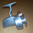 Smekac� navij�k nesignovan�, je velmi podobn� navij�ku Hardy Altex z let 1932, tehdy se takhle d�lali, ne� v roce 1937 byl ustanoven p�esn� tvar navij�ku. Zat�m dal�� fotky um�st�m do sekce nezn�m� navij�ky ne� se mi poda�� identifikovat.